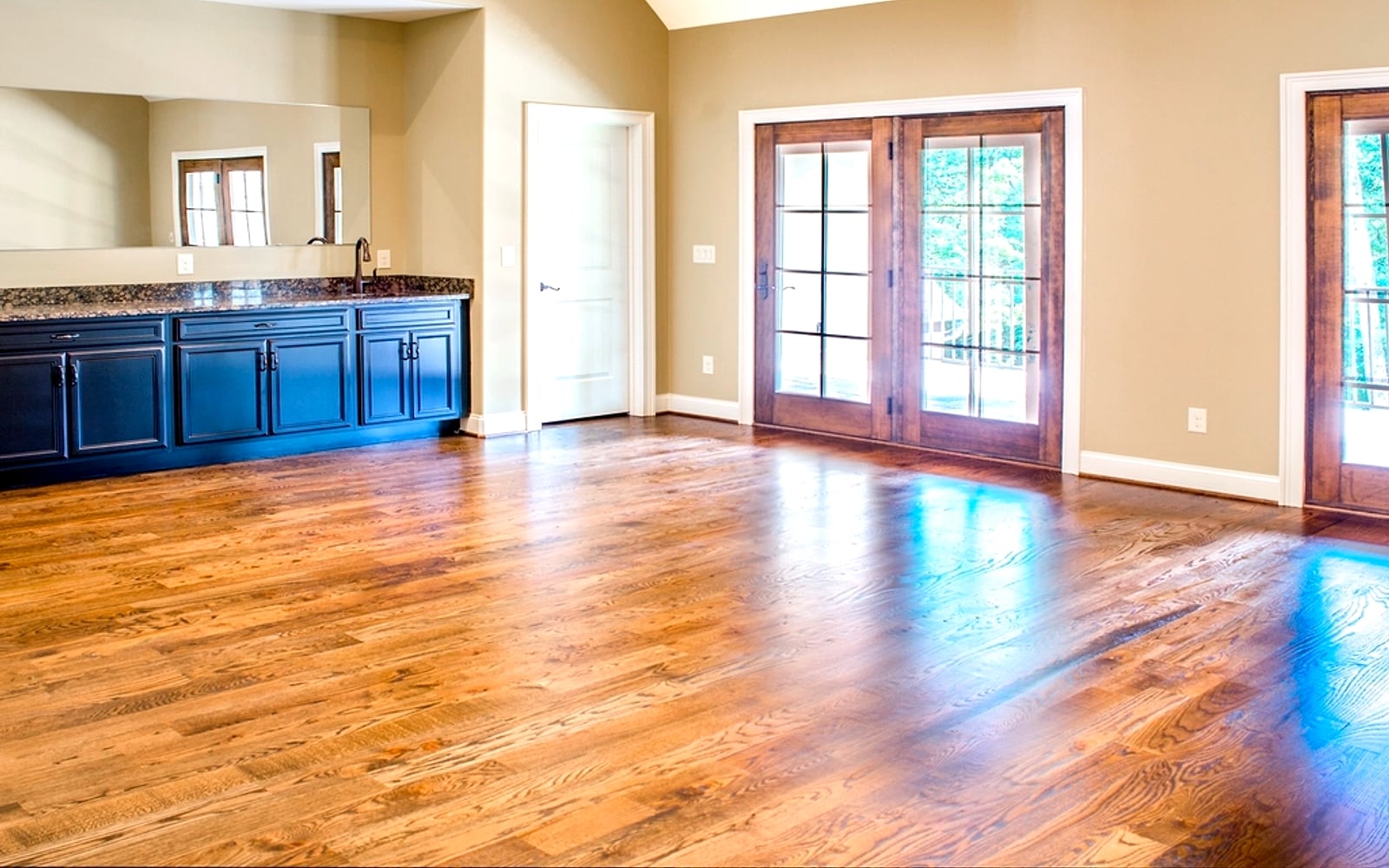 Hardwood, Vinyl and Laminate at Carpet-Interiors Direct, Brighton MI